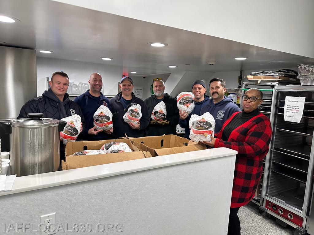 11/16/2023 Turkey Deliveries
Chris Rayner, Adam Sussman, Dan Stefanidis, Al DiPietro, Dennis Dustin, Bob Valenti